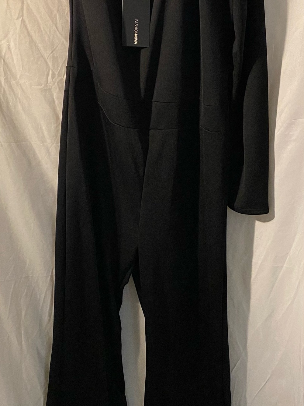Fashion Nova Downtown Adventures Jumpsuit -
Black Size 2X.